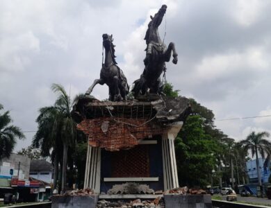 8 Tahun Epik Berdiri Patung Arjuna Wiwaha di Kota Cepu Ambrol