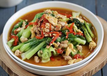 Cah Pokcoy Ayam Jamur Sajian Menu Malam Bergizi Tanpa Repot