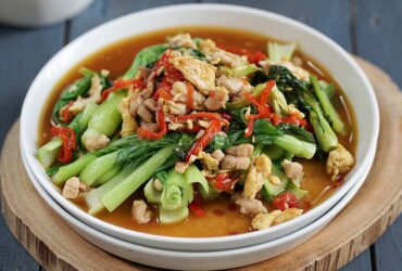 Cah Pokcoy Ayam Jamur Sajian Menu Malam Bergizi Tanpa Repot