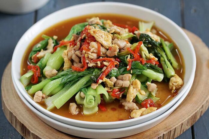 Cah Pokcoy Ayam Jamur Sajian Menu Malam Bergizi Tanpa Repot