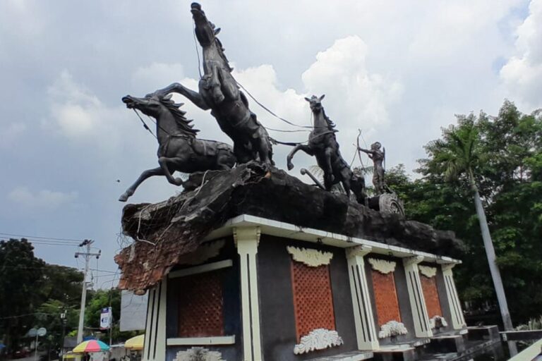 Ikon Kota Cepu Rp1,3 M Ambroll Patung Arjuna Wiwaha 8 Tahun Menemani Kota Cepu