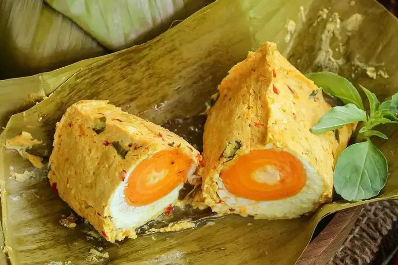 Resep Botok Telur Asin Bumbu Kunyit Kesehatan dalam Kelezatan Kuliner Nusantara
