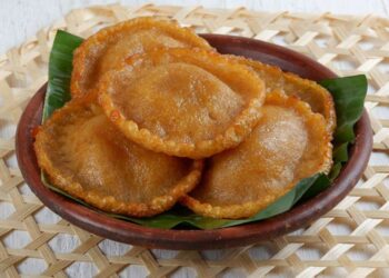 Resep Kue Cucur Anti Gagal Menggali Kenikmatan Jajanan Tradisional yang Tak Lekang oleh Waktu