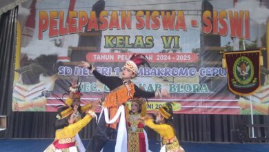SDN 1 Tambakromo Moncer Gelar Pelepasan Siswa