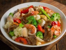 Tumis Sayur Ala Resto Cocok untuk Menu Malam Perpaduan Sehat dan Lezat untuk Keluarga