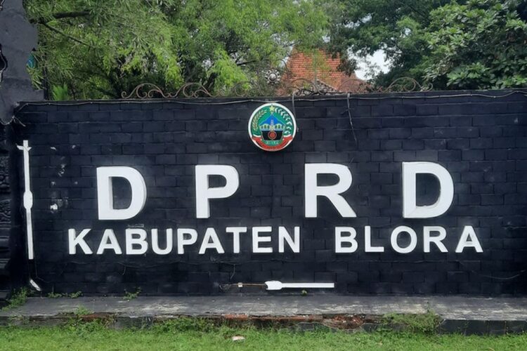 PAW DPRD Blora, Asrofin Gantikan Ketut Kunarwo