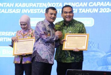 Capaian Nilai Investasi Tertinggi Bupati Blora Terima Penghargaan CJIBF 2025