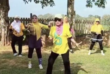Cik Gu Sinta Mentor Senam Blora yang Bikin Keringat dan Ketawa Tumpah Ruah