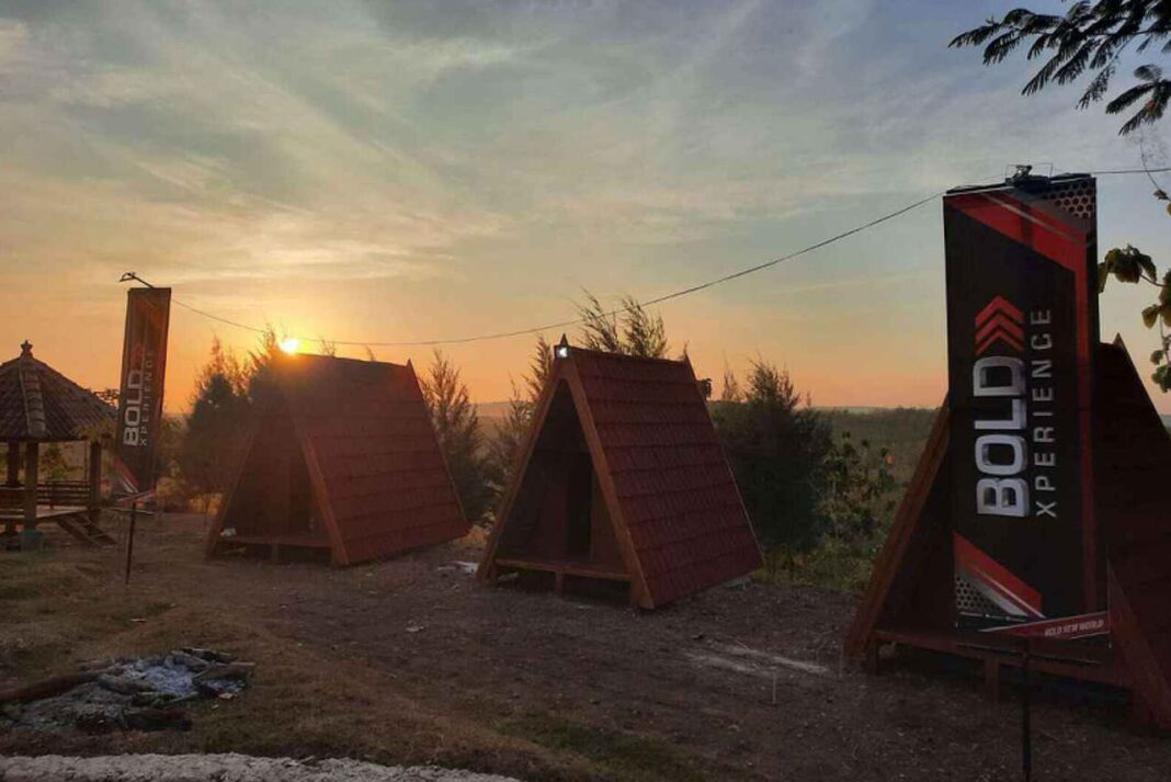 Glamping di Bukit Kunci Destinasi Wisata Blora yang Memadukan Kenyamanan Hotel dengan Pesona Alam Liar