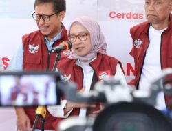 Hadiri MPLS Sekolah Rakyat Menteri PANRB Rini Pastikan Pemenuhan Guru