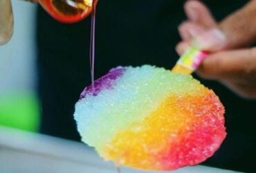Kelezatan yang Menggugah Kenangan Es Gosrok Jajanan Es Legendaris dengan Warna-Warni yang Bikin Meleleh