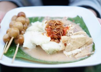 Lentog Tanjung Kuliner Legendaris Kota Kudus dengan Cita Rasa Harmonis yang Memikat Lidah