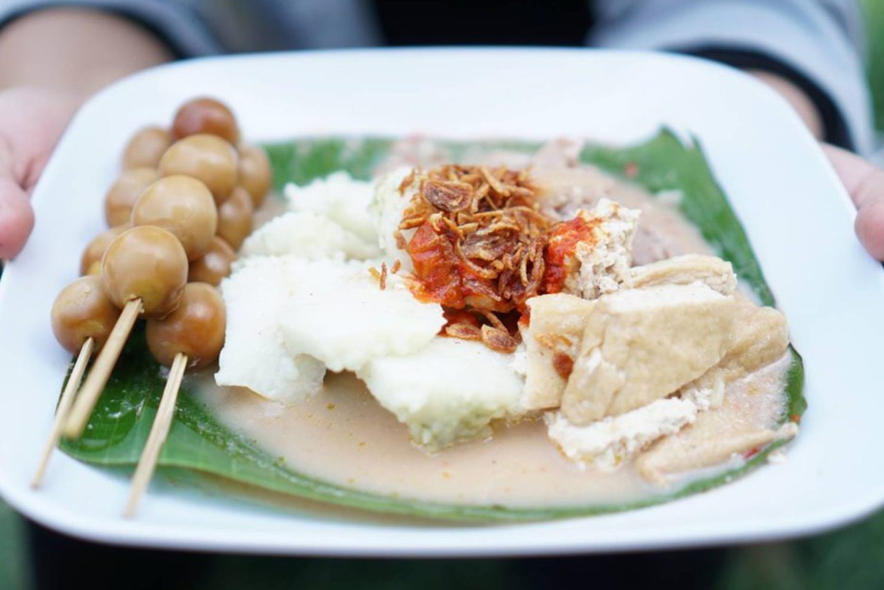 Lentog Tanjung Kuliner Legendaris Kota Kudus dengan Cita Rasa Harmonis yang Memikat Lidah