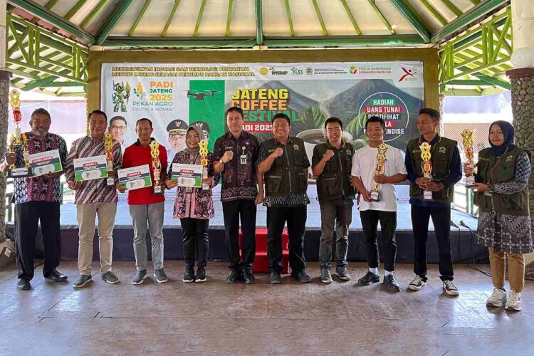 Mantul Blora Sabet Juara 1 Stand Terbaik di Soropadan Expo 2025 Kategori OPD dan Perguruan Tinggi