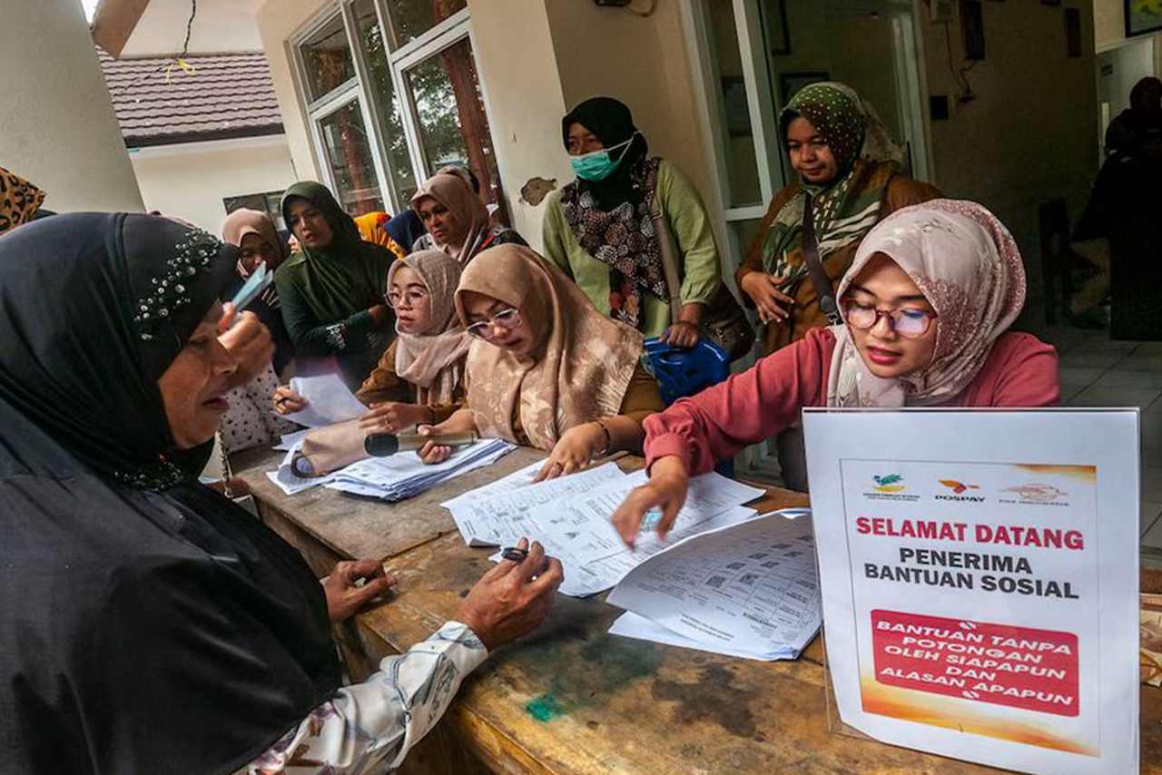 Menuju Bansos yang Tepat Sasaran Warga Kini Bisa Usul dan Sanggah DTKS Secara Mandiri