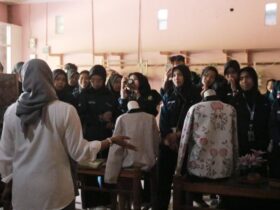 Perkuat Solideritas Sosial IMPARA UIN Walisongo Gelar Baksos 5 Hari di Desa Sendang Agung