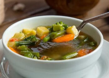 Praktis dan Mudah Dibuat Resep Sup Sayur Sederhana Sehat Bergizi dan Kaya Nutrisi