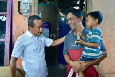 Program Pasang Listrik Gratis di Blora Menteri ESDM Pastikan Akses Merata