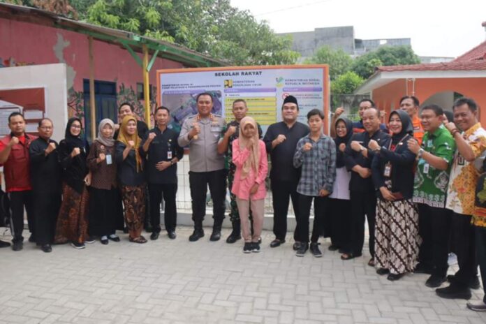 Sekolah Rakyat di Cepu Blora Mulai Beroperasi 50 Siswa Siap Melaksanakan Kegiatan Belajar