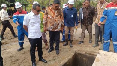 Tinjau Sumur Tua di Blora Menteri ESDM Masyarakat Tidak Perlu Was-Was Lakukan Pengeboran Legal