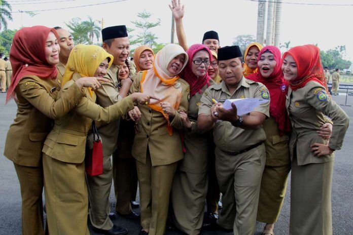 2027 Semua Guru Agama Tersertifikasi Gaji Dijamin Tak di Bawah Rp2 Juta