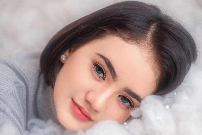 Bikin Siapapun Terpikat 5 Zodiak Ini Memiliki Kharisma Alami Luar Biasa yang Sangat Kuat