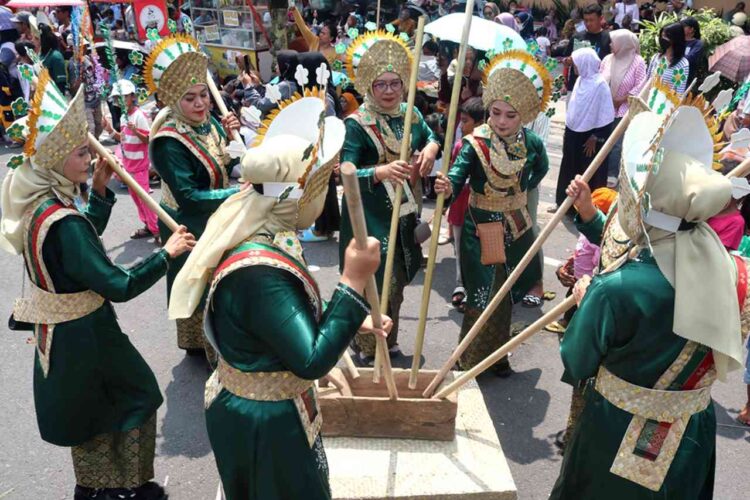 Dihelat 2 Hari Karnaval Blora 2025 Sukses Digelar Ini Daftar Juara Karnaval Blora 2025