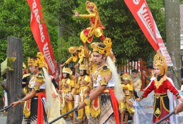 Diikuti 113 Peserta Karnaval Cepu 2025 Tingkat TK SD SMP Menampilkan Ragam Cerita Rayat dari Blora