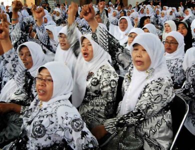 Kado HUT RI untuk Guru Pemerintah Salurkan 3 Jenis Bantuan bagi Guru Non ASN dan Pendidik Nonformal