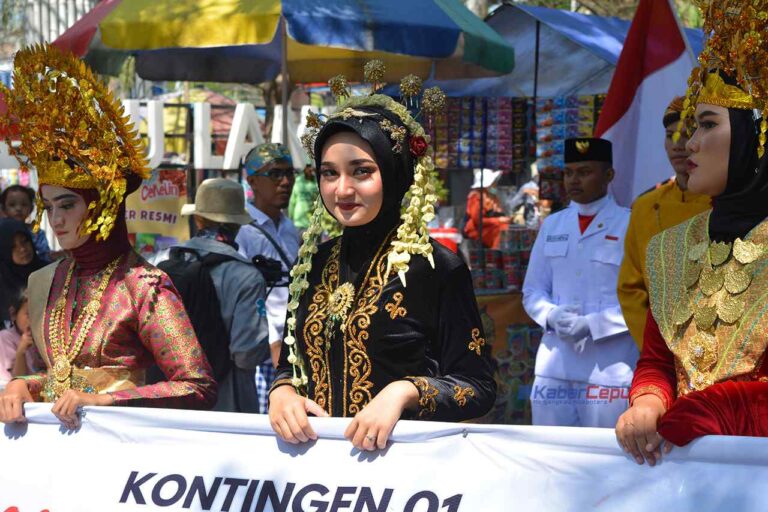 Karnaval Kemerdekaan 2025 Tingkat SMA Umum di Cepu Digelar Besok Ini Rutenya
