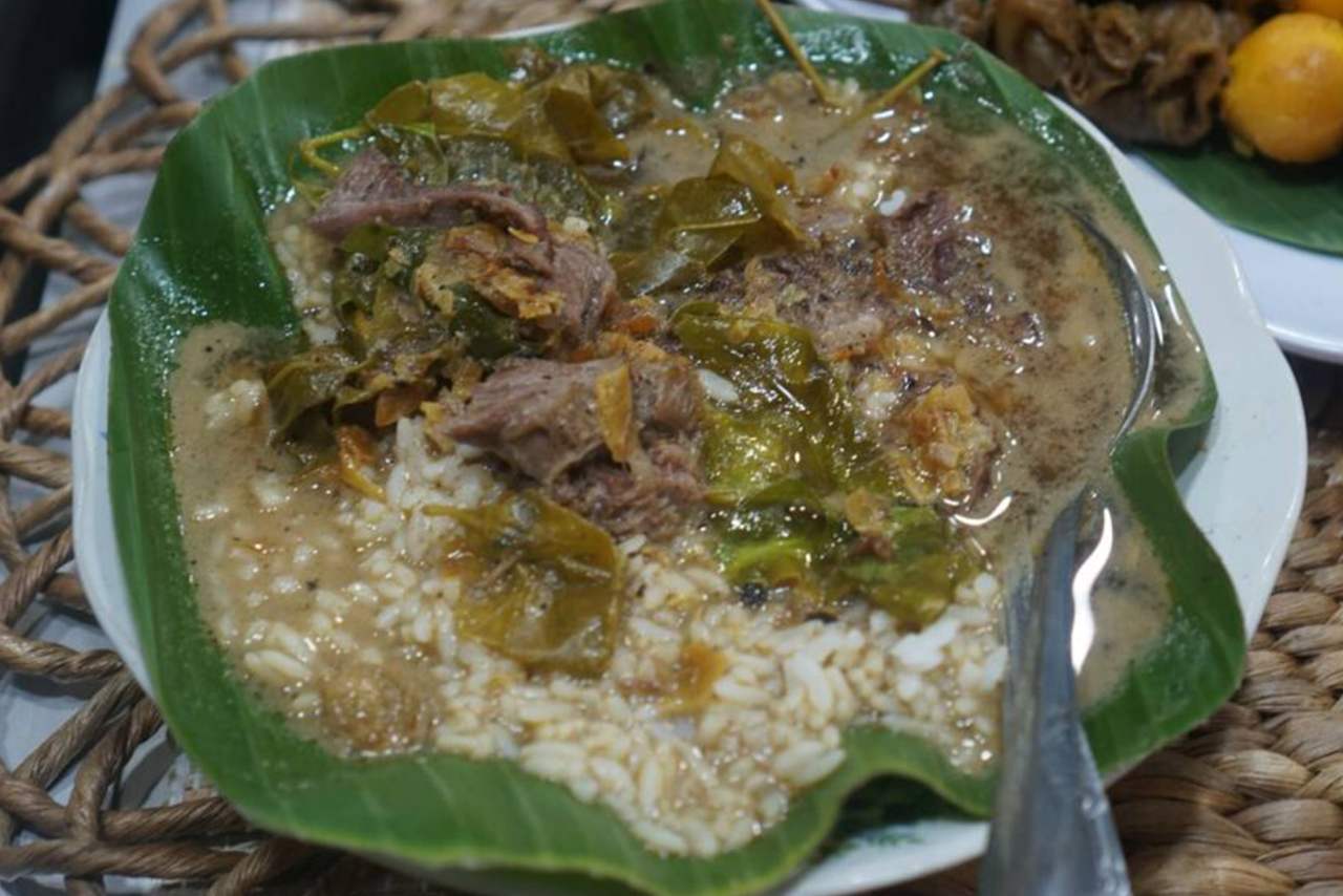 Kuliner Lokal Khas Kudus Nasi Pindang Kebo Sajian yang Penuh Makna Mendalam