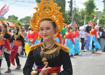 Peserta Karnaval Drumband Merapat! Ini Dia Daftar Juara Karnaval Cepu 2025 Tingkat SMA dan Umum 2 Peserta Karnaval Drumband Merapat Ini Dia Daftar Juara Karnaval Cepu 2025 Tingkat SMA dan Umum