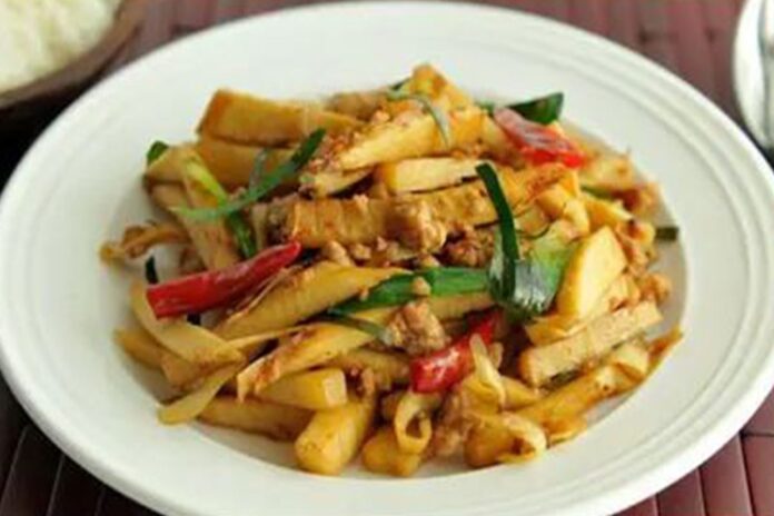 Rebung Tumis Pedas Khas Jawa Ide Olahan Sayur Rebung yang Otentik dan Bernutrisi