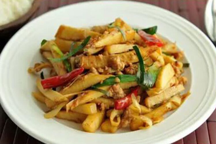 Rebung Tumis Pedas Khas Jawa Ide Olahan Sayur Rebung yang Otentik dan Bernutrisi