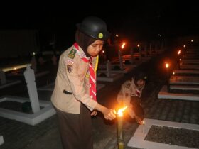 Tradisi Renungan Suci di Malam HUT RI Tak Sekedar Nyala Obor