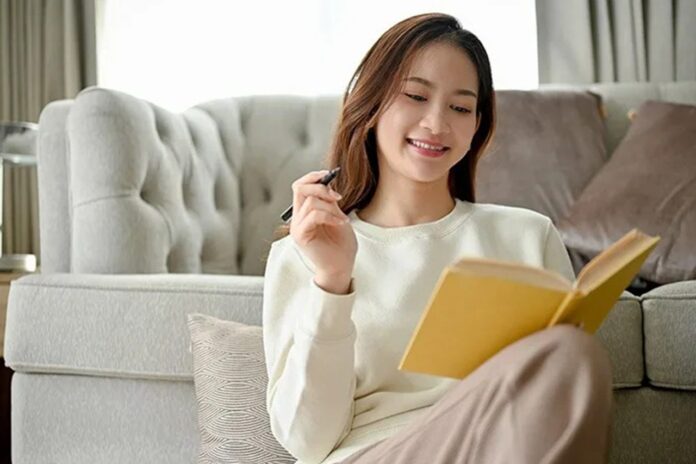 10 Aktivitas yang Dapat Dilakukan di Rumah Saat Akhir Pekan