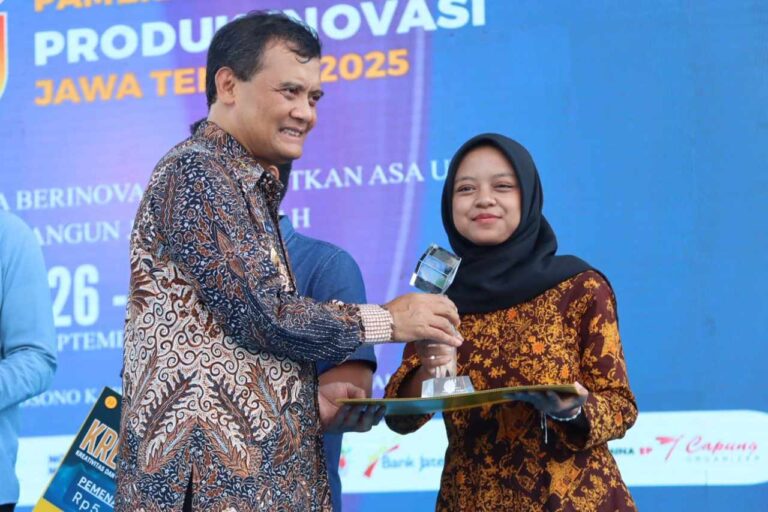 Ahmad Luthfi Buka PPI Jateng 2025 di Blora Ribuan Riset dan Karya Inovatif Ditampilkan