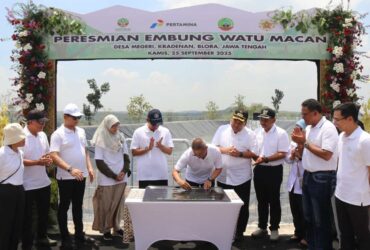 Bersama Pertamina dan UGM Bupati Blora Resmikan Embung Watu Macan