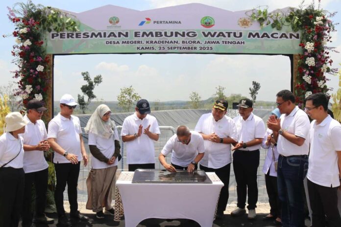 Bersama Pertamina dan UGM Bupati Blora Resmikan Embung Watu Macan