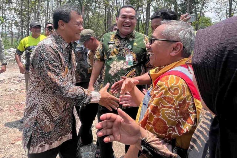 Blora Dapat Kucuran Rp75 Miliar dari Jateng untuk Bangun Jalan