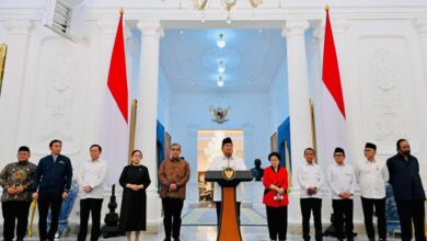 Demo Besar-besaran di RI Presiden Prabowo Kumpulkan Seluruh Ketum Parpol di Istana