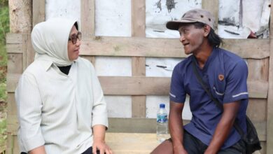 Hidup Sebatang Kara di Gubuk Sederhana Tarso Warga Tempellemahbang Blora Terima Bantuan