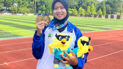 MANTUL! Anggi, Srikandi Panahan Blora Sabet 2 Medali Emas di POMNAS XIX