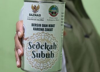 Pake Kaleng UMPLUNG: Gerakan Sedekah Subuh bagi ASN Muslim Akan Digencarkan Baznas Blora 6 Pake Kaleng UMPLUNG Gerakan Sedekah Subuh bagi ASN Muslim Akan Digencarkan Baznas Blora