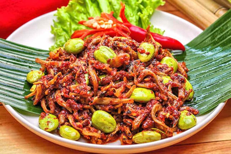 Pedasnya Level Maximal Resep Oseng Teri Petai Pedas Menggigit dan Menantang yang Wajib Dicoba