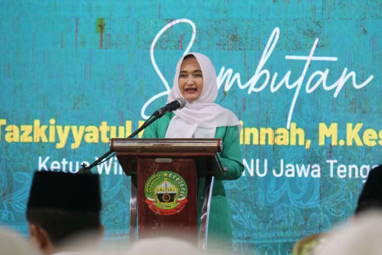 Pengurus Fatayat NU Blora 2025-2030 Dilantik Bupati Minta Fokus Pada Isu Perempuan Anak dan Ekonomi Keluarga