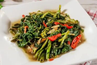 Resep Tumis Kangkung Saus Tiram Lezat dan Mudah Dibuat Anak Kos