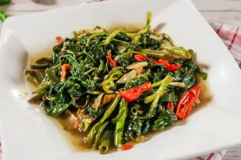 Resep Tumis Kangkung Saus Tiram Lezat dan Mudah Dibuat Anak Kos