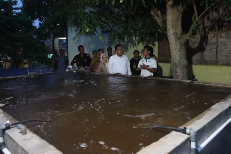 Bupati Blora Apresiasi Anindita, Pemuda Inspiratif Sukses Kembangkan Budidaya Nila Bioflok Modern