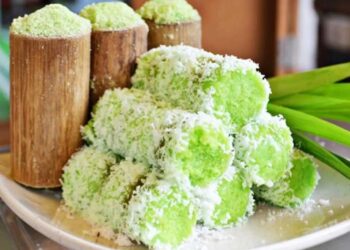 Resep dan Cara Membuat Kue Putu Bumbung di Rumah Anti Gagal